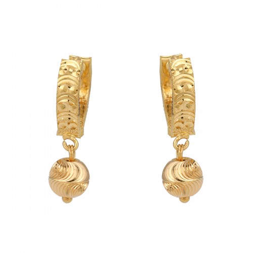 gold earrings